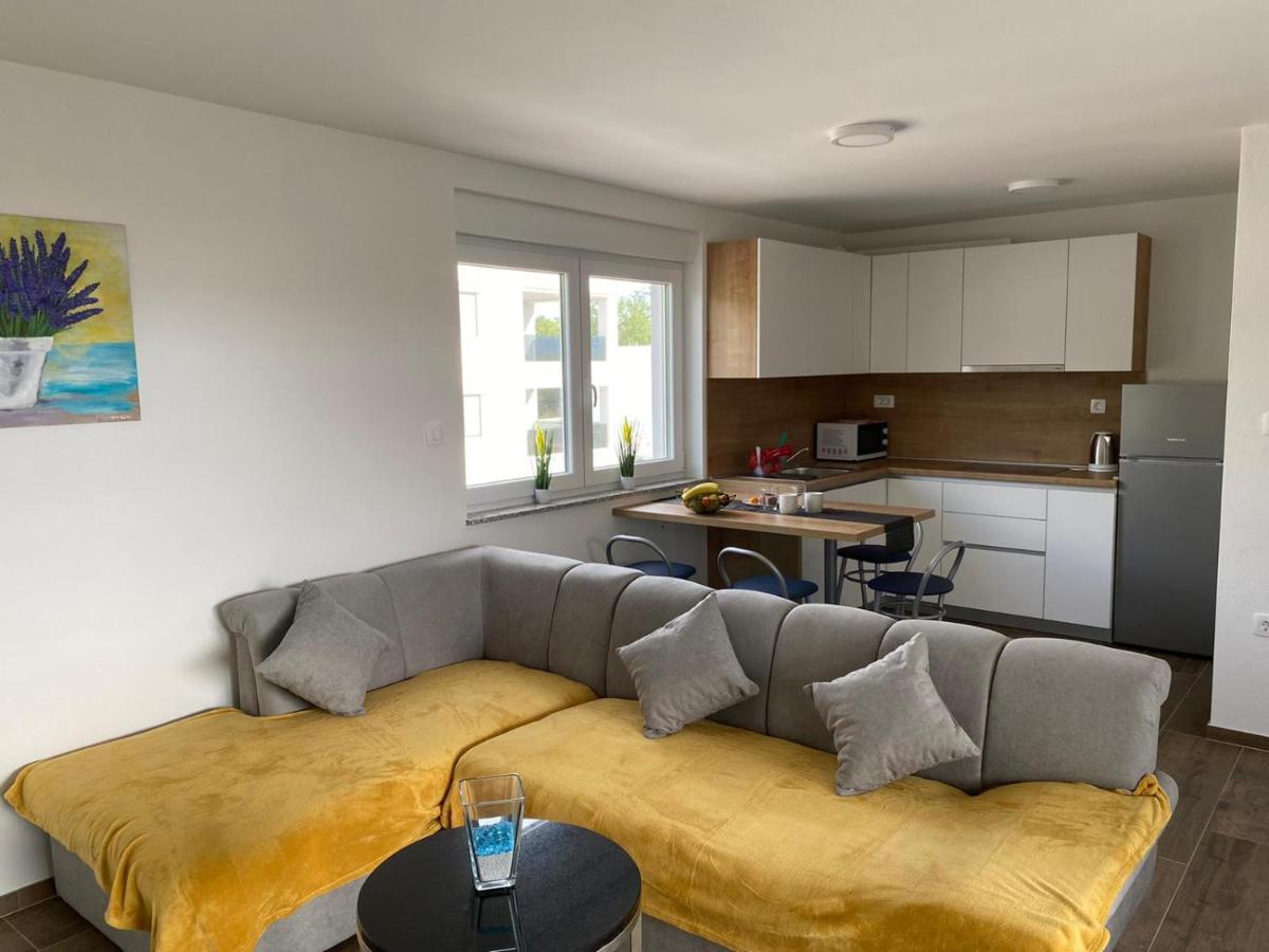 מאלינסקה Apartmani Grgic On The Adress Branka Fucica 96 מראה חיצוני תמונה