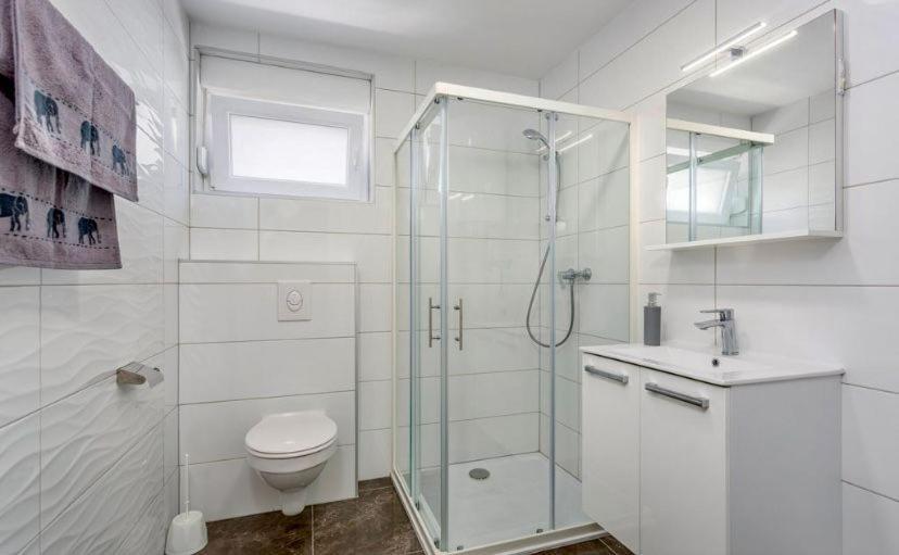 מאלינסקה Apartmani Grgic On The Adress Branka Fucica 96 מראה חיצוני תמונה